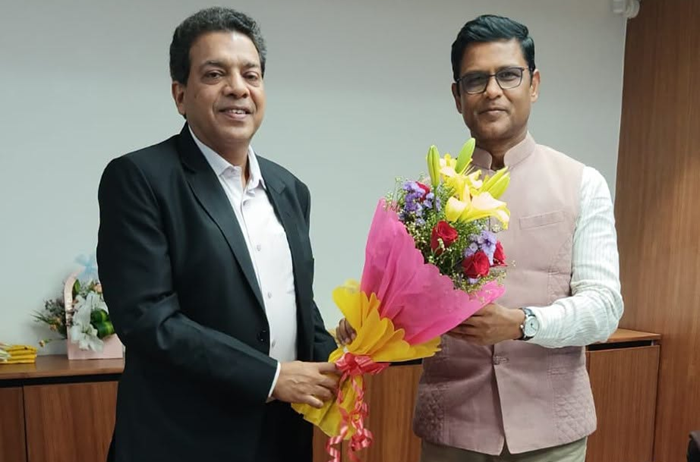 NALCO CMD calls on Mines Secretary